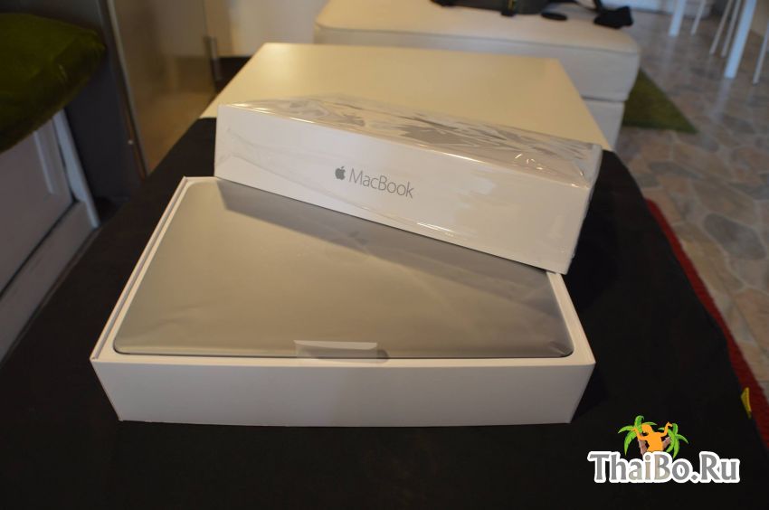 Продам MacBook Grey 2015
